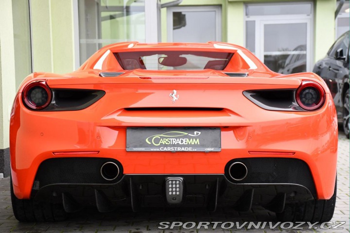 Ferrari 488 SPIDER CARBON TAILOR MADE 2018