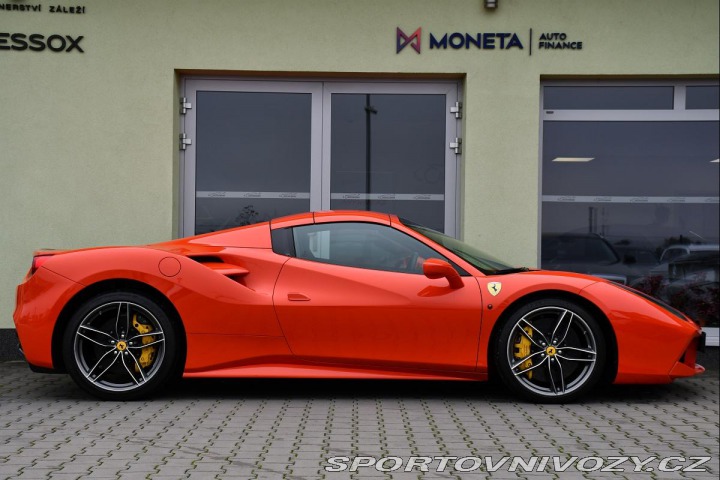 Ferrari 488 SPIDER CARBON TAILOR MADE 2018