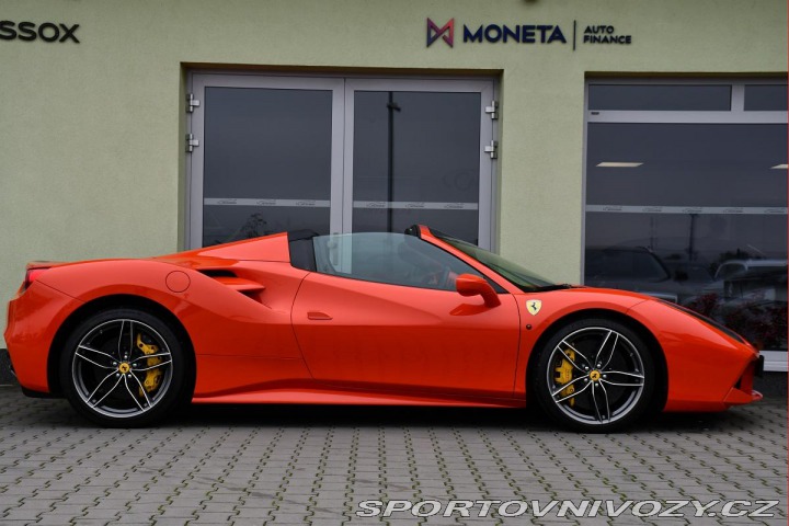 Ferrari 488 SPIDER CARBON TAILOR MADE 2018