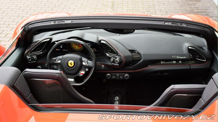 Ferrari 488 SPIDER CARBON TAILOR MADE 2018