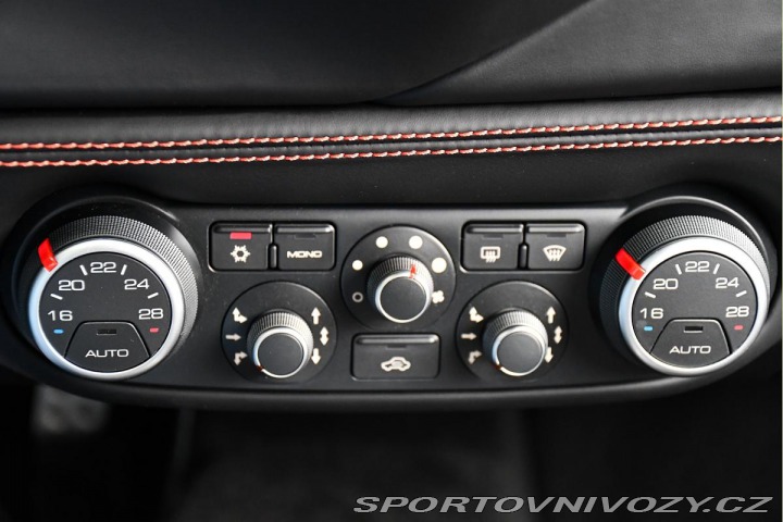 Ferrari 488 SPIDER CARBON TAILOR MADE 2018