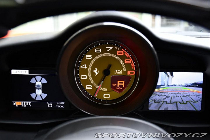 Ferrari 488 SPIDER CARBON TAILOR MADE 2018