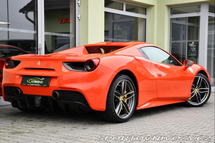 Ferrari 488 SPIDER CARBON TAILOR MADE 2018