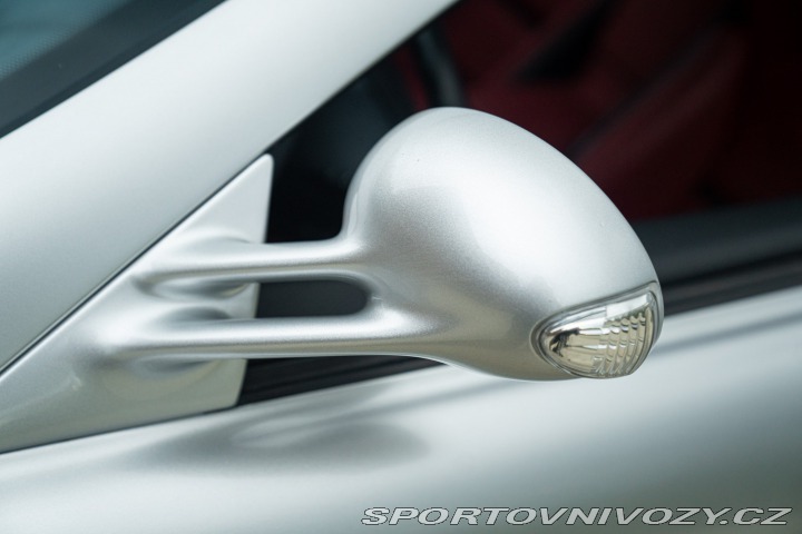 Mercedes-Benz SLR MCLAREN 2005