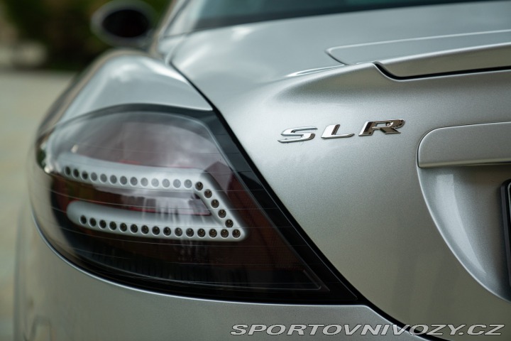 Mercedes-Benz SLR MCLAREN 2005