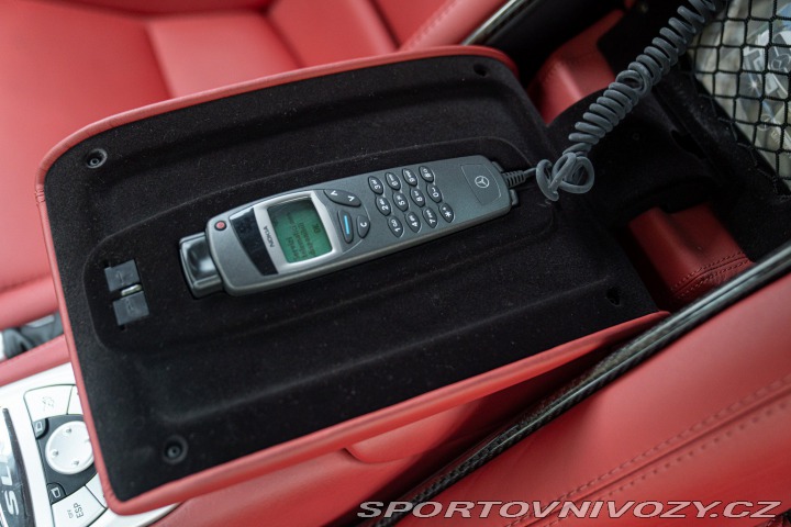 Mercedes-Benz SLR MCLAREN 2005