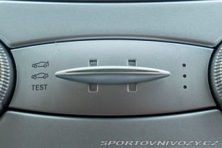 Mercedes-Benz SLR MCLAREN 2005