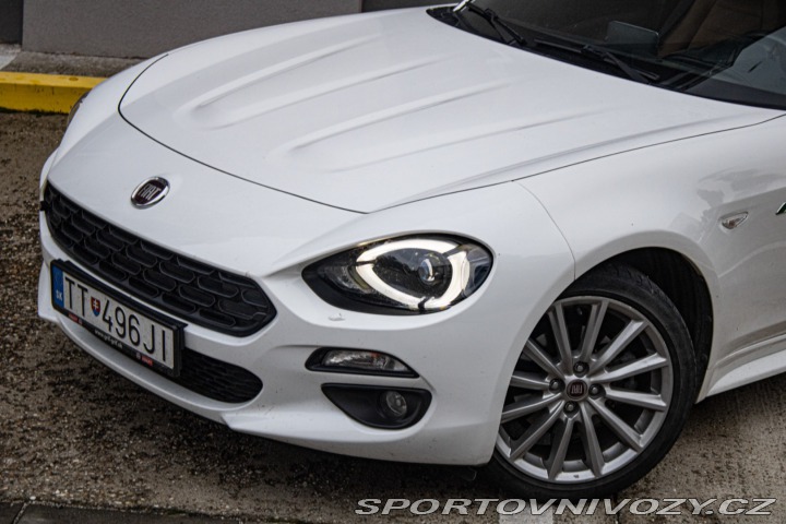 Fiat 124 Spider Lusso 1.4 Turbo MultiAir 2016