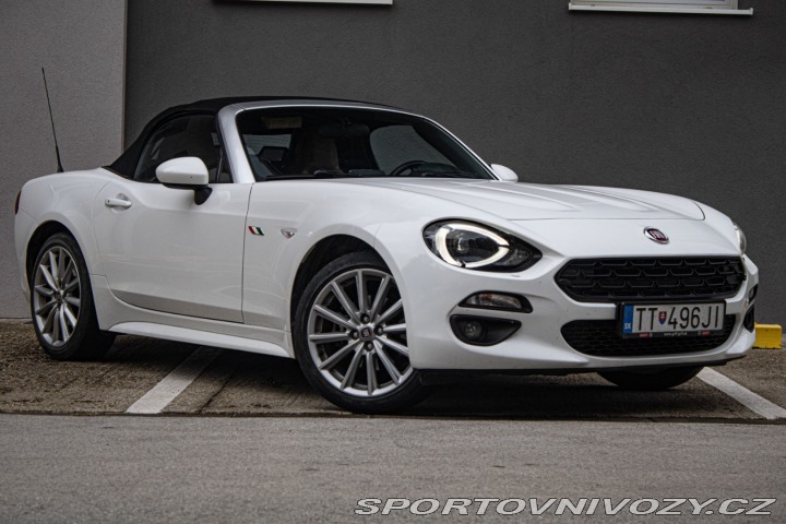 Fiat 124 Spider Lusso 1.4 Turbo MultiAir 2016