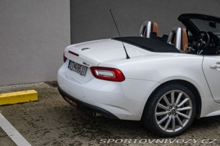 Fiat 124 Spider Lusso 1.4 Turbo MultiAir 2016