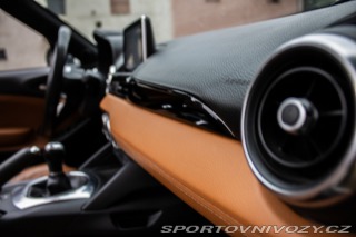Fiat 124 Spider Lusso 1.4 Turbo MultiAir 2016