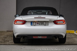 Fiat 124 Spider Lusso 1.4 Turbo MultiAir 2016
