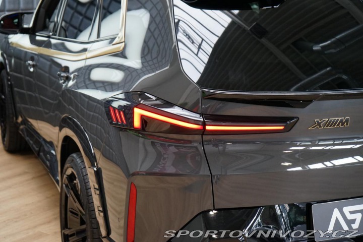 BMW XM Larte Design B&W Masá 2023