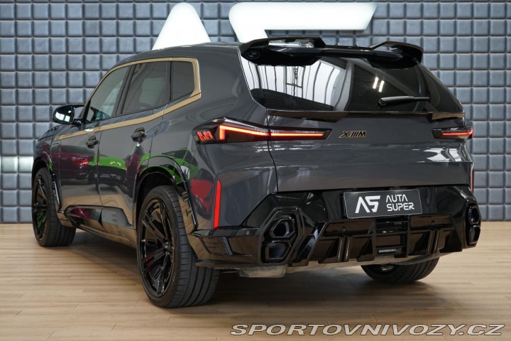 BMW XM Larte Design B&W Masá 2023