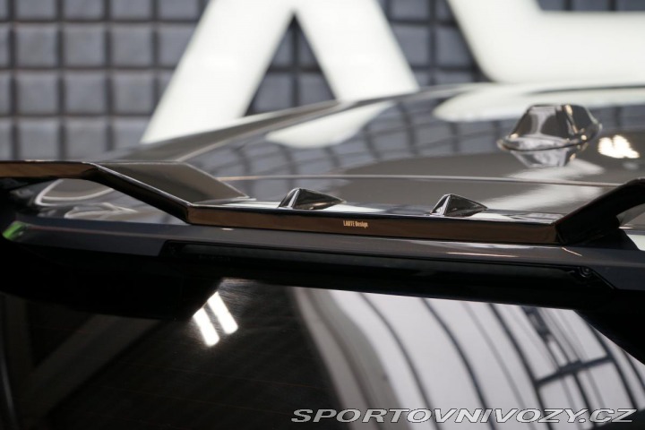 BMW XM Larte Design B&W Masá 2023