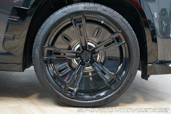 BMW XM Larte Design B&W Masá 2023