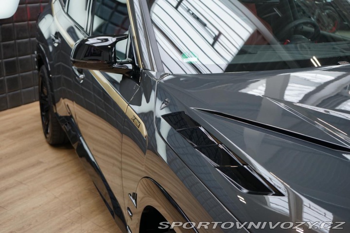 BMW XM Larte Design B&W Masá 2023