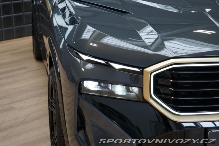 BMW XM Larte Design B&W Masá 2023