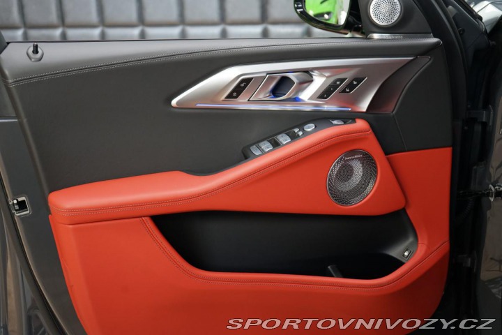 BMW XM Larte Design B&W Masá 2023