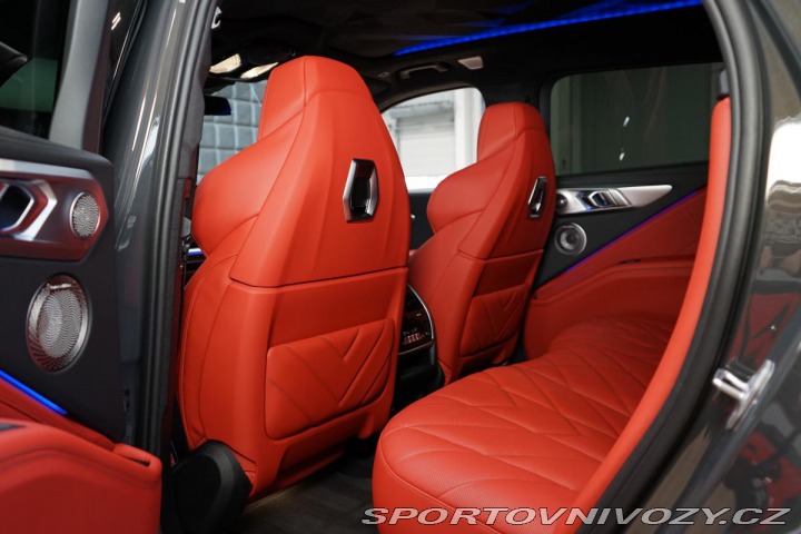 BMW XM Larte Design B&W Masá 2023