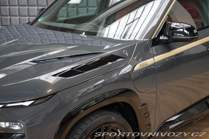 BMW XM Larte Design B&W Masá 2023