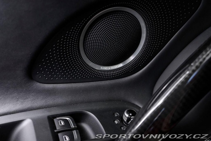 Audi R8 5.2 FSI Q Spyder Keramiky 2012