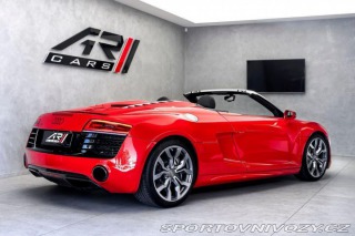 Audi R8 5.2 FSI Q Spyder Keramiky 2012