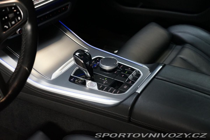 BMW X5 40d M Vzduch Nez.Top Záru 2021
