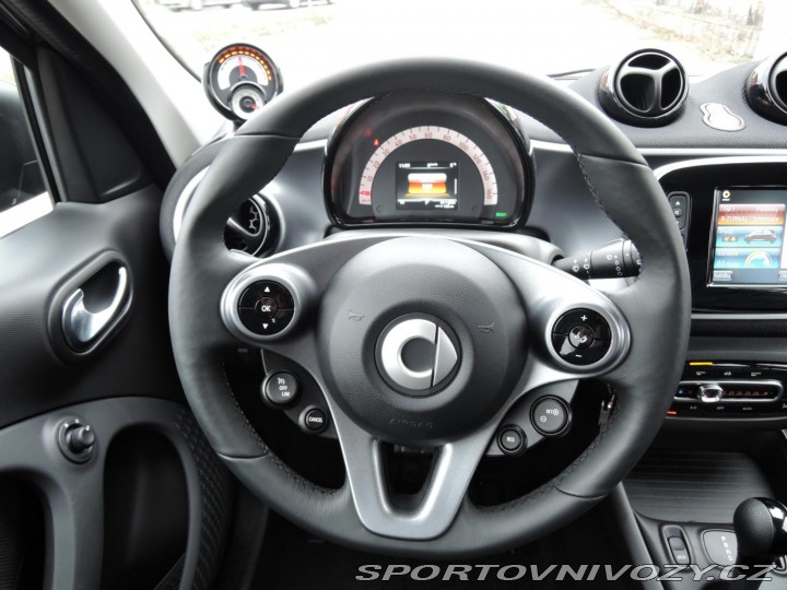 Smart Forfour EQ TOP 1.200 km TOP 2021