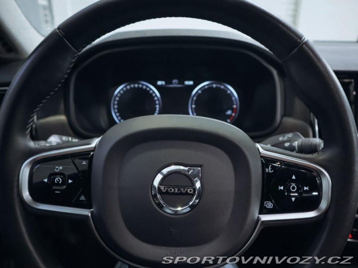 Volvo V90 D5 Cross Country 173 kW 2019