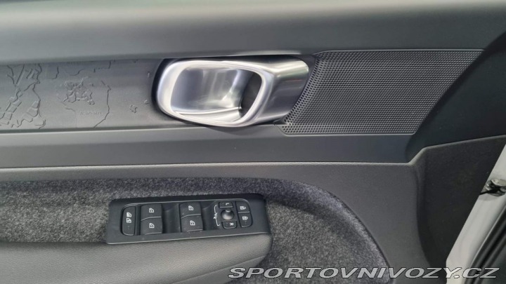 Volvo C40 RECHARGE FWD PLUS 2023