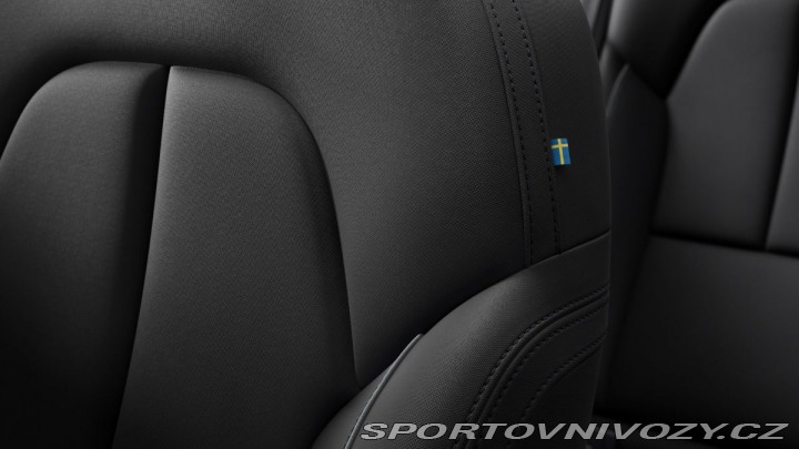 Volvo C40 RECHARGE FWD PLUS 2023
