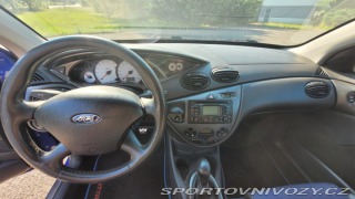 Ford Focus ST  2002