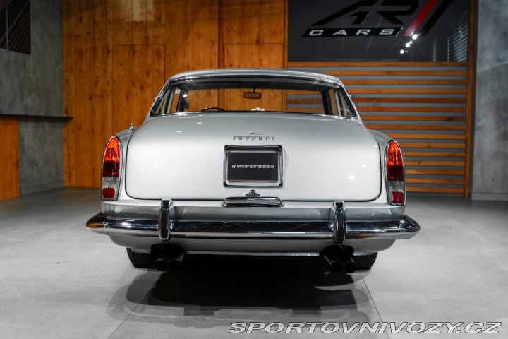 Ferrari 250 GT/E 2+2 1963