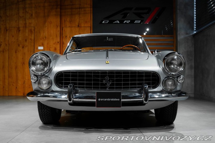 Ferrari 250 GT/E 2+2 1963