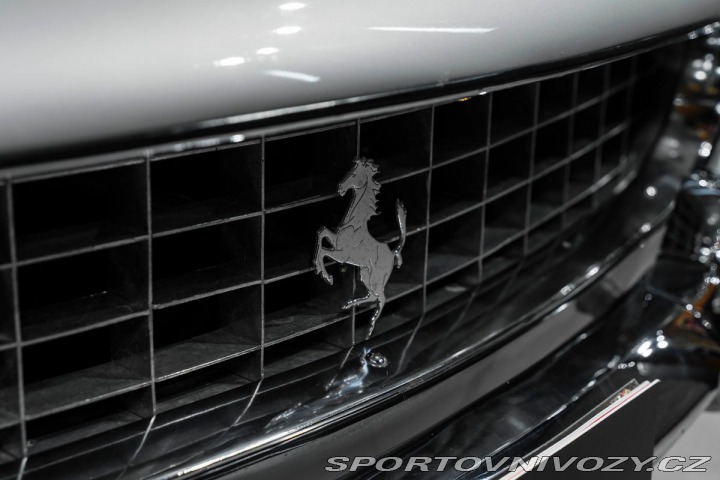 Ferrari 250 GT/E 2+2 1963