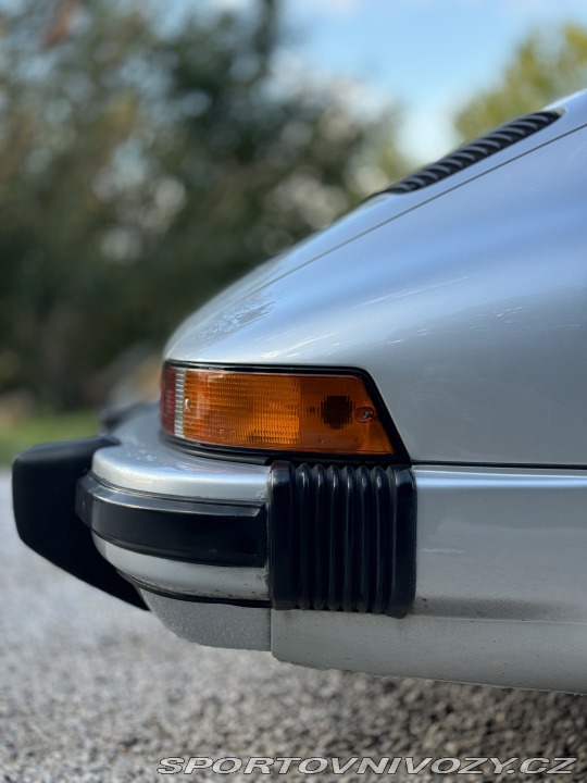 Porsche 911 Carrera 3.2, 915 přev. 1986