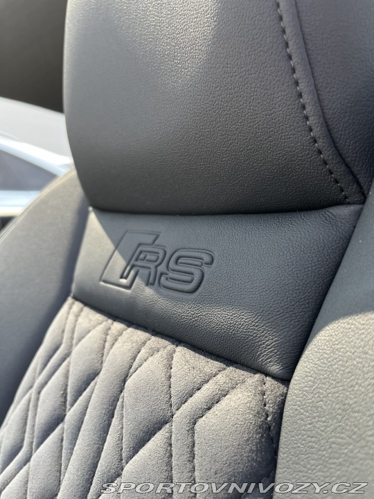 Audi RS3  2024