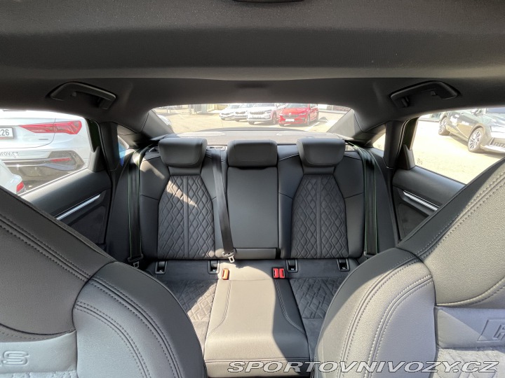 Audi RS3  2024