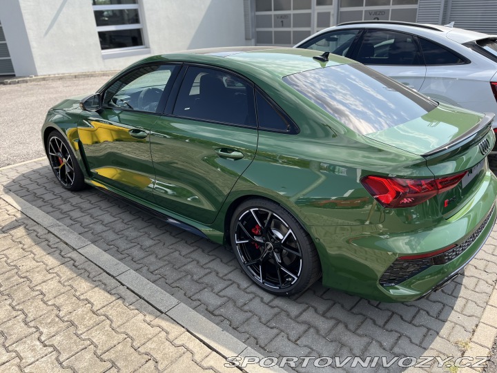Audi RS3  2024