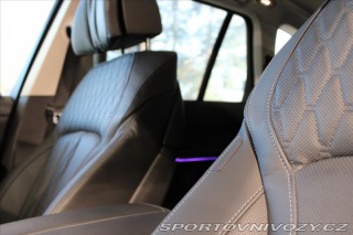 BMW X5 xDrive30d / 7míst / vzduc 2023