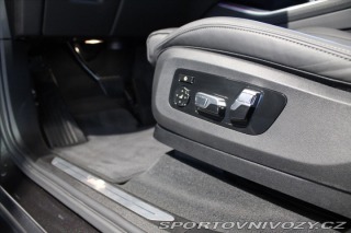 BMW X5 xDrive30d / 7míst / vzduc 2023