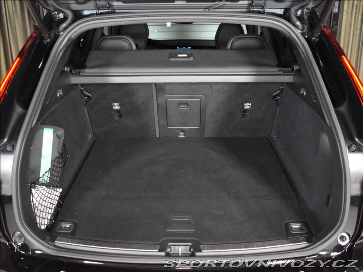 Volvo Ostatní modely XC60 2,0 T8 Polestar Panorama, 2024