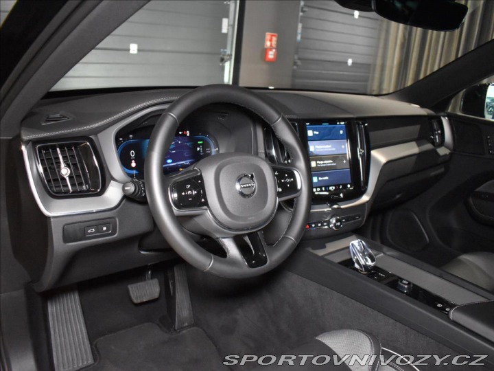 Volvo Ostatní modely XC60 2,0 T8 Polestar Panorama, 2024