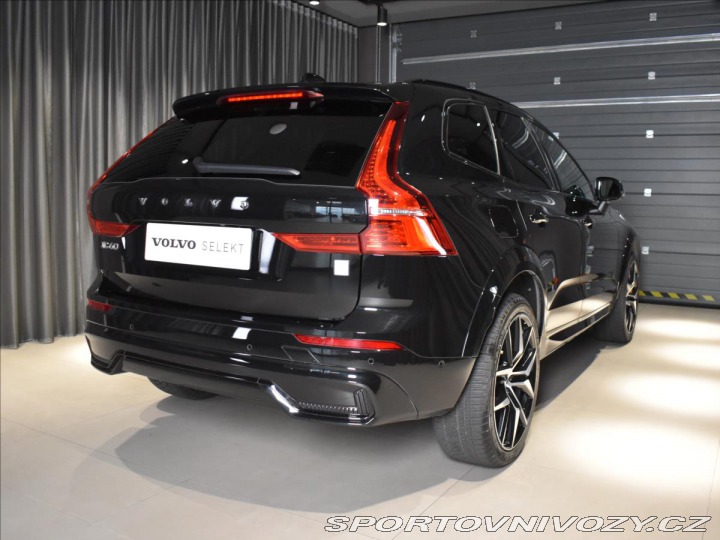 Volvo Ostatní modely XC60 2,0 T8 Polestar Panorama, 2024
