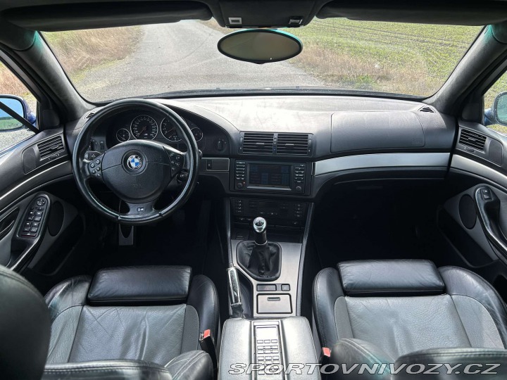BMW M5 e39, celokožený interiér 2000