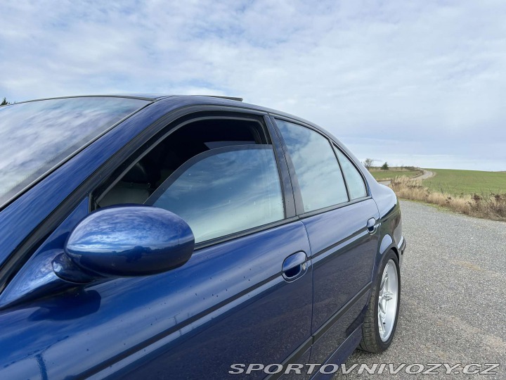 BMW M5 e39, celokožený interiér 2000