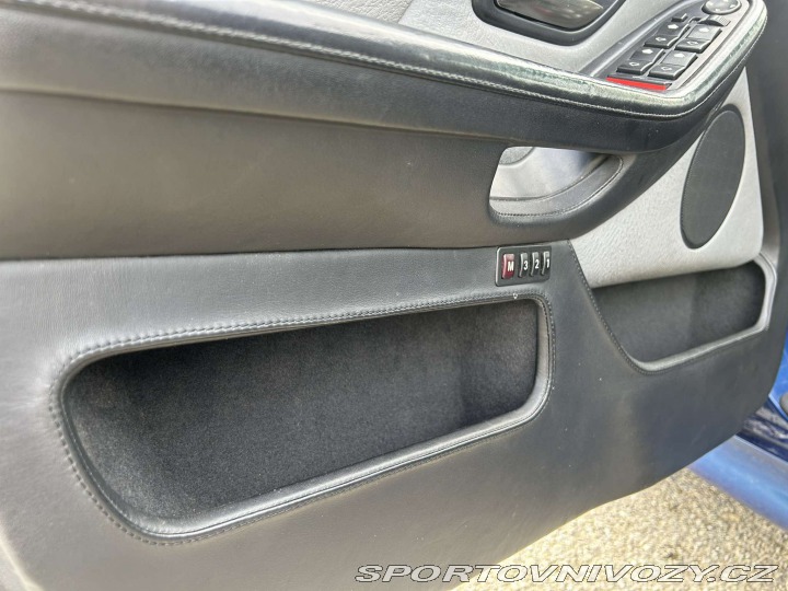 BMW M5 e39, celokožený interiér 2000