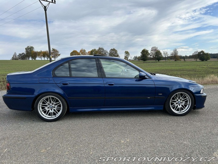 BMW M5 e39, celokožený interiér 2000
