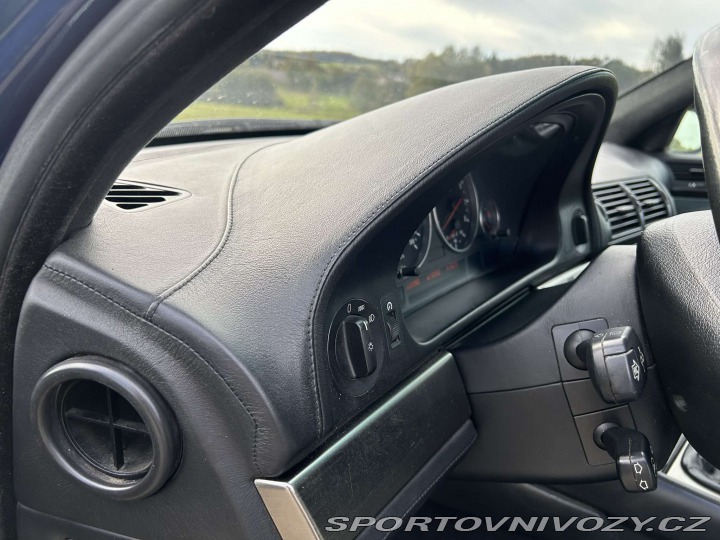 BMW M5 e39, celokožený interiér 2000